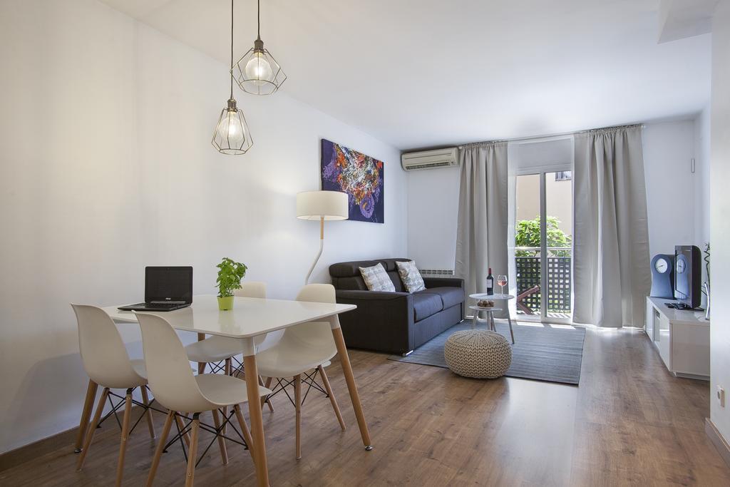 Tendency Apartments Fira L'Hospitalet de Llobregat Exterior photo